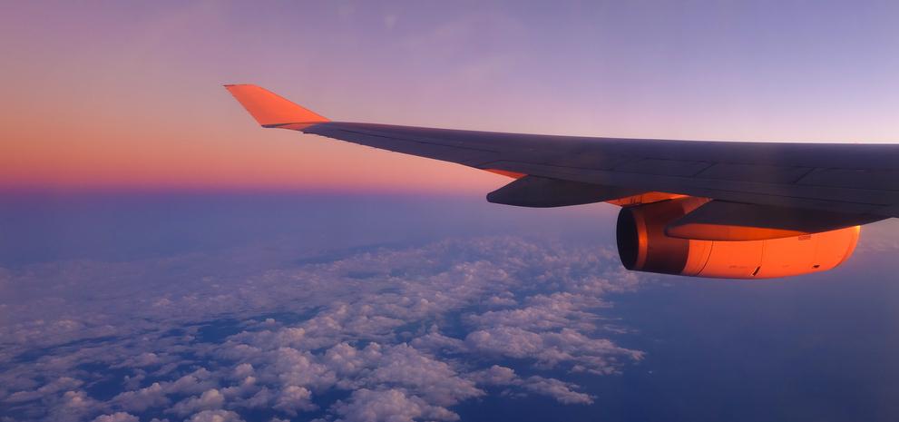 Jet Lag: 10 ways to beat it